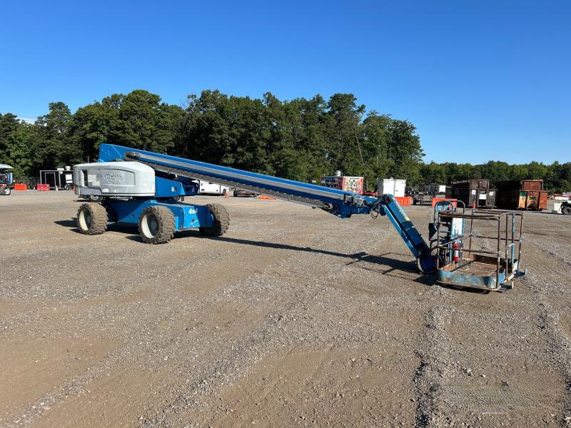 Xe nâng người Genie S-85 Boom Lift